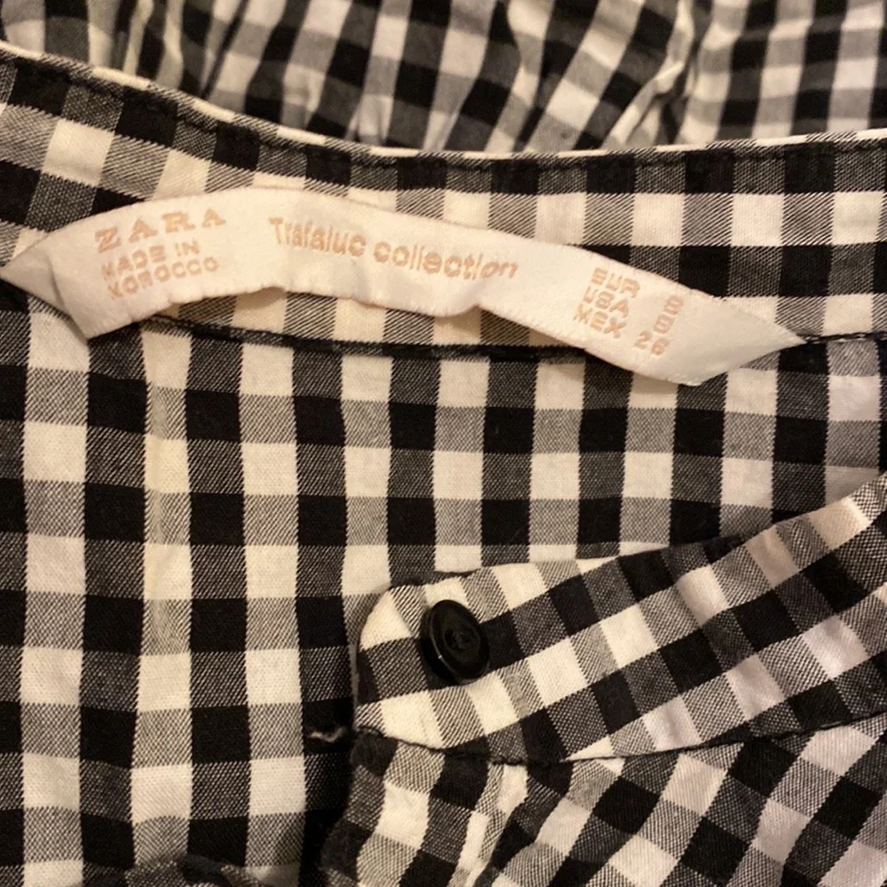 Zara Black and White Gingham Blouse. Size S